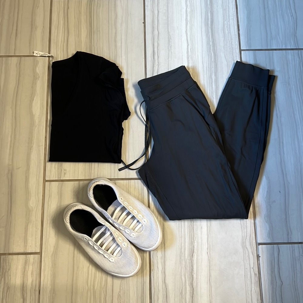 Lululemon Align Material Slate Grey Joggers 4
